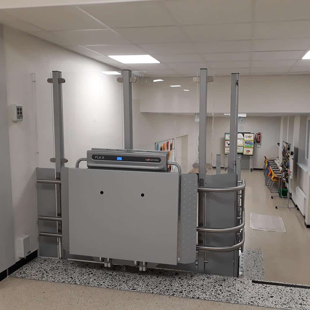 plataforma salvaescaleras escaleras tramo curvo plk8 ascendor liftechnik