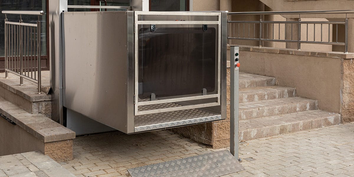 instalar elevador vertical comunidad propietarios