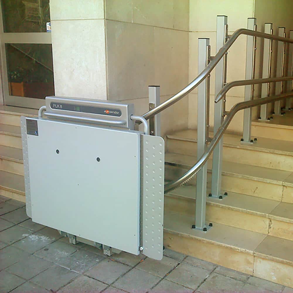 plataforma salvaescaleras escaleras tramo curvo plk8 ascendor liftechnik